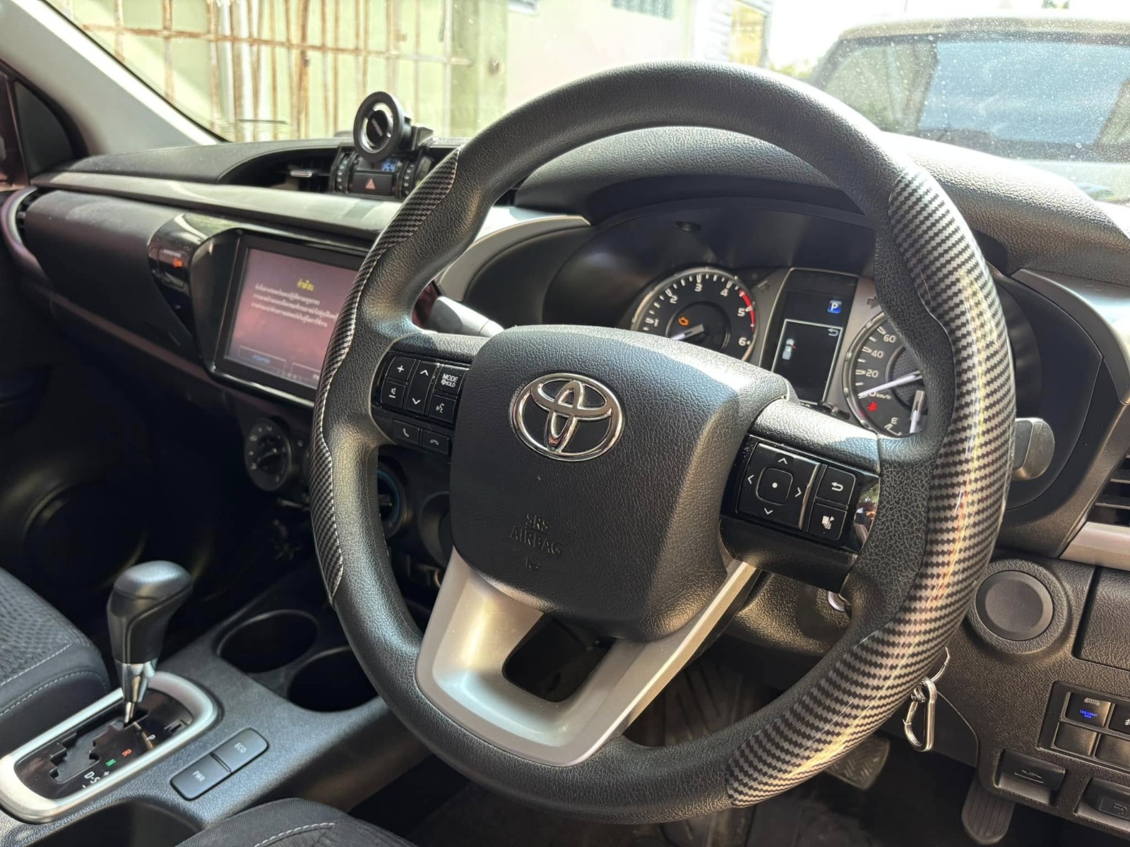 Car image 5